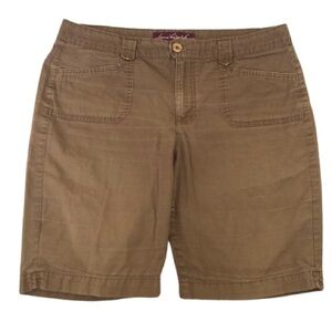 Gloria Vanderbilt  Brown Bermuda Shorts 
2 Flat Back & Front Pockets Size 12